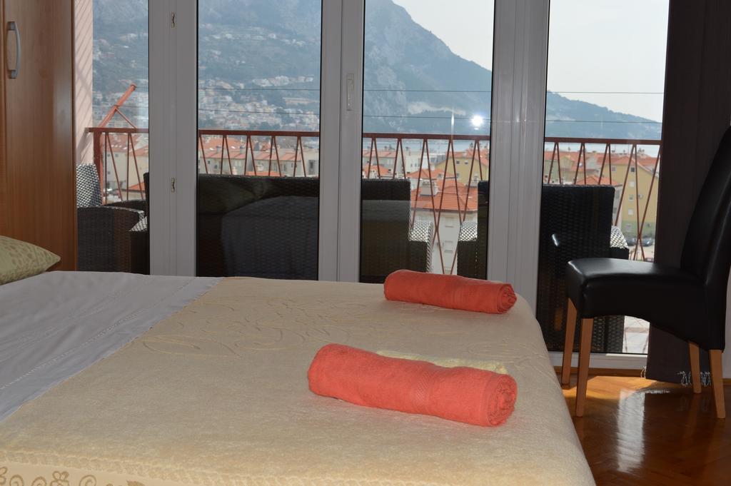 Apartment Nevena Omiš Habitación foto